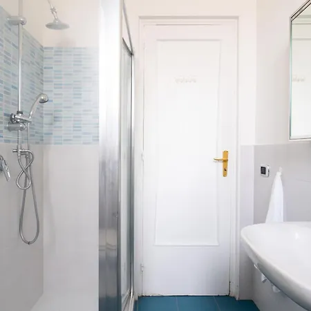 公寓 Finestra Sul Giardino By Wonderful Italy 巴里