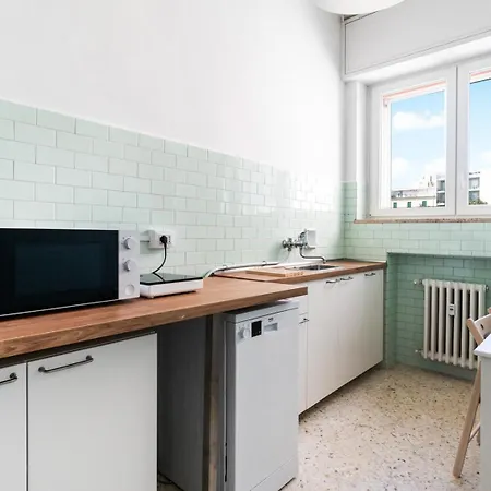 Finestra Sul Giardino By Wonderful Italy باري